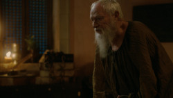 extant_GameOfThrones_2x03-WhatIsDeadMayNeverDie_4107