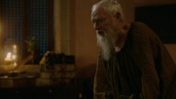 extant_GameOfThrones_2x03-WhatIsDeadMayNeverDie_4108