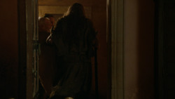 extant_GameOfThrones_2x03-WhatIsDeadMayNeverDie_4196