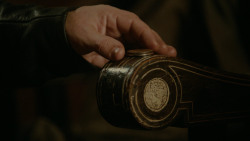 extant_GameOfThrones_2x03-WhatIsDeadMayNeverDie_4213