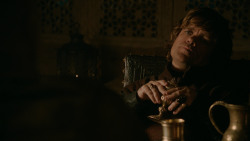 extant_GameOfThrones_2x03-WhatIsDeadMayNeverDie_4314