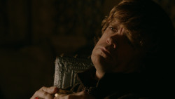 extant_GameOfThrones_2x03-WhatIsDeadMayNeverDie_4331