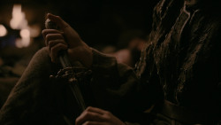 extant_GameOfThrones_2x03-WhatIsDeadMayNeverDie_4453