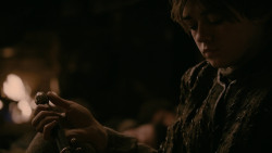 extant_GameOfThrones_2x03-WhatIsDeadMayNeverDie_4460
