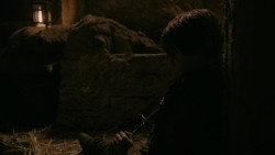 extant_GameOfThrones_2x03-WhatIsDeadMayNeverDie_4462