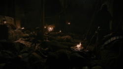 extant_GameOfThrones_2x03-WhatIsDeadMayNeverDie_4474