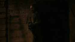extant_GameOfThrones_2x03-WhatIsDeadMayNeverDie_4478