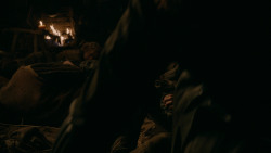 extant_GameOfThrones_2x03-WhatIsDeadMayNeverDie_4483