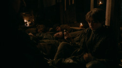 extant_GameOfThrones_2x03-WhatIsDeadMayNeverDie_4489