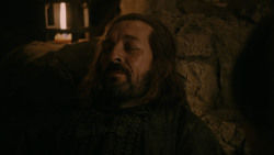 extant_GameOfThrones_2x03-WhatIsDeadMayNeverDie_4553