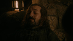 extant_GameOfThrones_2x03-WhatIsDeadMayNeverDie_4560