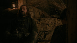 extant_GameOfThrones_2x03-WhatIsDeadMayNeverDie_4571