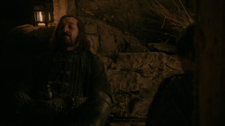 extant_GameOfThrones_2x03-WhatIsDeadMayNeverDie_4574