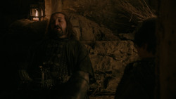 extant_GameOfThrones_2x03-WhatIsDeadMayNeverDie_4595