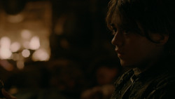 extant_GameOfThrones_2x03-WhatIsDeadMayNeverDie_4634