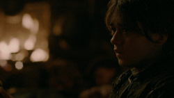 extant_GameOfThrones_2x03-WhatIsDeadMayNeverDie_4658