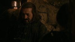 extant_GameOfThrones_2x03-WhatIsDeadMayNeverDie_4676
