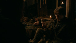 extant_GameOfThrones_2x03-WhatIsDeadMayNeverDie_4684