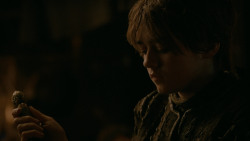 extant_GameOfThrones_2x03-WhatIsDeadMayNeverDie_4709
