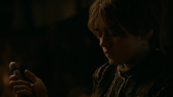 extant_GameOfThrones_2x03-WhatIsDeadMayNeverDie_4714