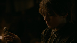 extant_GameOfThrones_2x03-WhatIsDeadMayNeverDie_4715