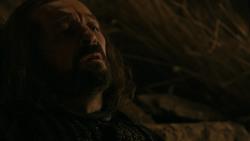extant_GameOfThrones_2x03-WhatIsDeadMayNeverDie_4766