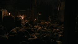 extant_GameOfThrones_2x03-WhatIsDeadMayNeverDie_4892