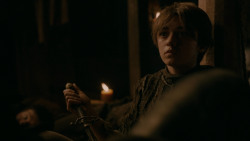 extant_GameOfThrones_2x03-WhatIsDeadMayNeverDie_4905