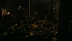 extant_GameOfThrones_2x03-WhatIsDeadMayNeverDie_4908
