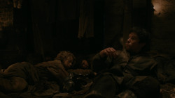 extant_GameOfThrones_2x03-WhatIsDeadMayNeverDie_4910