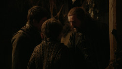 extant_GameOfThrones_2x03-WhatIsDeadMayNeverDie_4928
