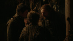 extant_GameOfThrones_2x03-WhatIsDeadMayNeverDie_4929