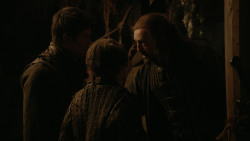 extant_GameOfThrones_2x03-WhatIsDeadMayNeverDie_4931