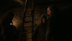 extant_GameOfThrones_2x03-WhatIsDeadMayNeverDie_4946