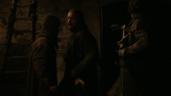 extant_GameOfThrones_2x03-WhatIsDeadMayNeverDie_4952