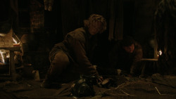 extant_GameOfThrones_2x03-WhatIsDeadMayNeverDie_4958