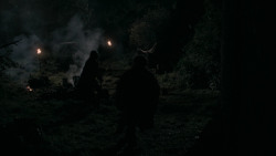 extant_GameOfThrones_2x03-WhatIsDeadMayNeverDie_4967