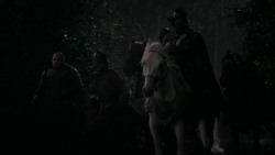 extant_GameOfThrones_2x03-WhatIsDeadMayNeverDie_4973
