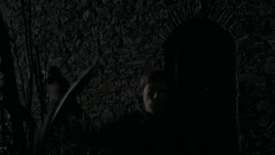 extant_GameOfThrones_2x03-WhatIsDeadMayNeverDie_4975