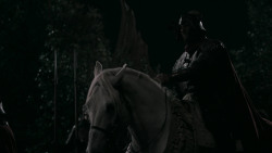 extant_GameOfThrones_2x03-WhatIsDeadMayNeverDie_5027