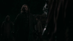 extant_GameOfThrones_2x03-WhatIsDeadMayNeverDie_5031