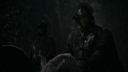 extant_GameOfThrones_2x03-WhatIsDeadMayNeverDie_5036