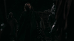 extant_GameOfThrones_2x03-WhatIsDeadMayNeverDie_5052