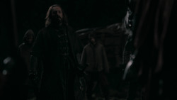 extant_GameOfThrones_2x03-WhatIsDeadMayNeverDie_5053