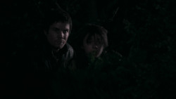 extant_GameOfThrones_2x03-WhatIsDeadMayNeverDie_5063