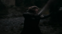 extant_GameOfThrones_2x03-WhatIsDeadMayNeverDie_5079