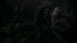 extant_GameOfThrones_2x03-WhatIsDeadMayNeverDie_5092