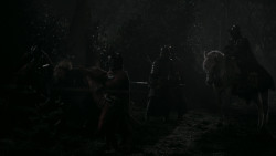 extant_GameOfThrones_2x03-WhatIsDeadMayNeverDie_5098