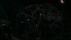 extant_GameOfThrones_2x03-WhatIsDeadMayNeverDie_5160