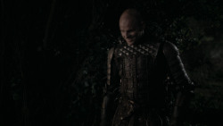 extant_GameOfThrones_2x03-WhatIsDeadMayNeverDie_5217